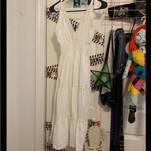 uniti casuals white king dress with v cut